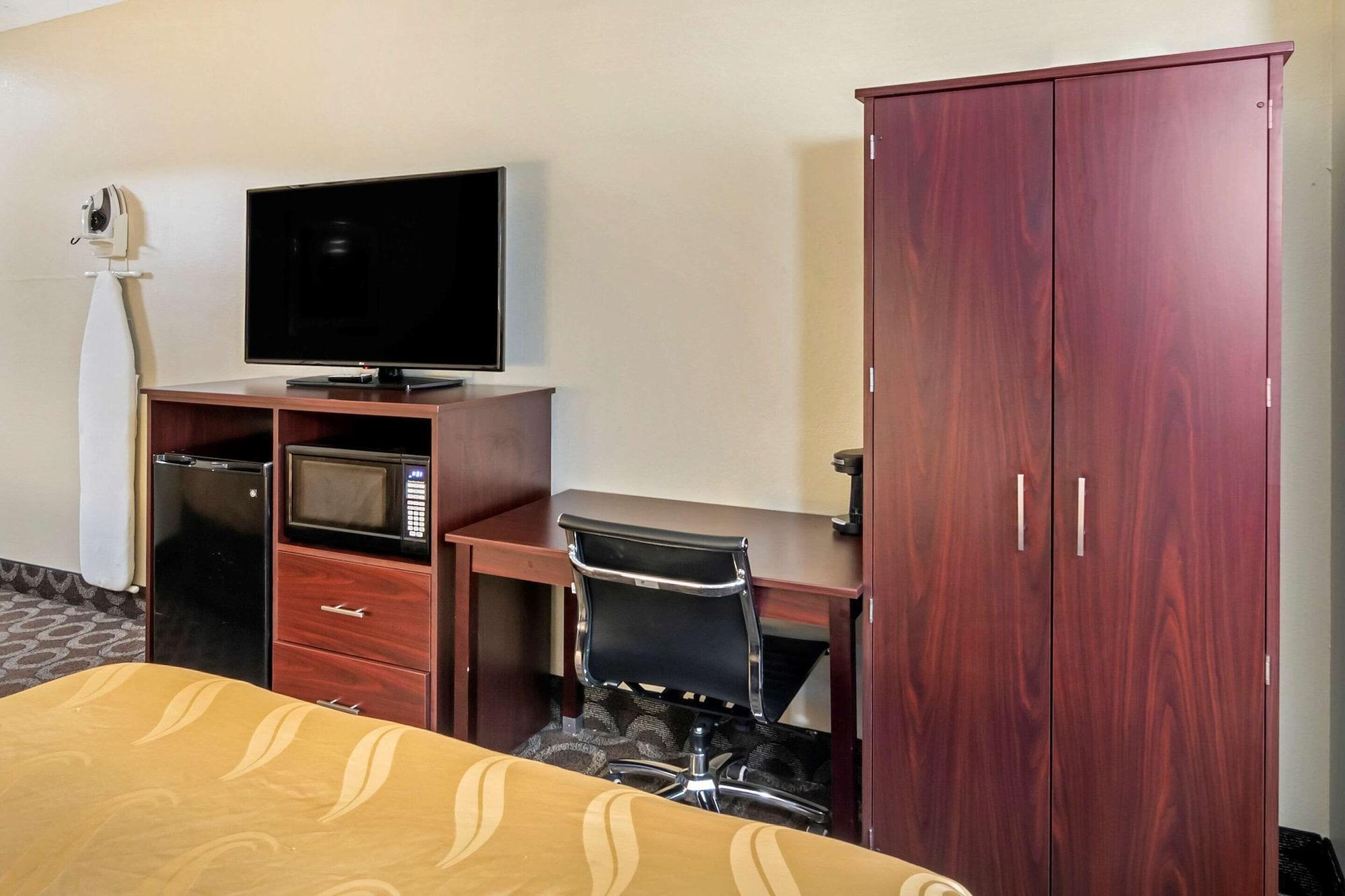 Quality Inn Overland Park Kansas City المظهر الخارجي الصورة